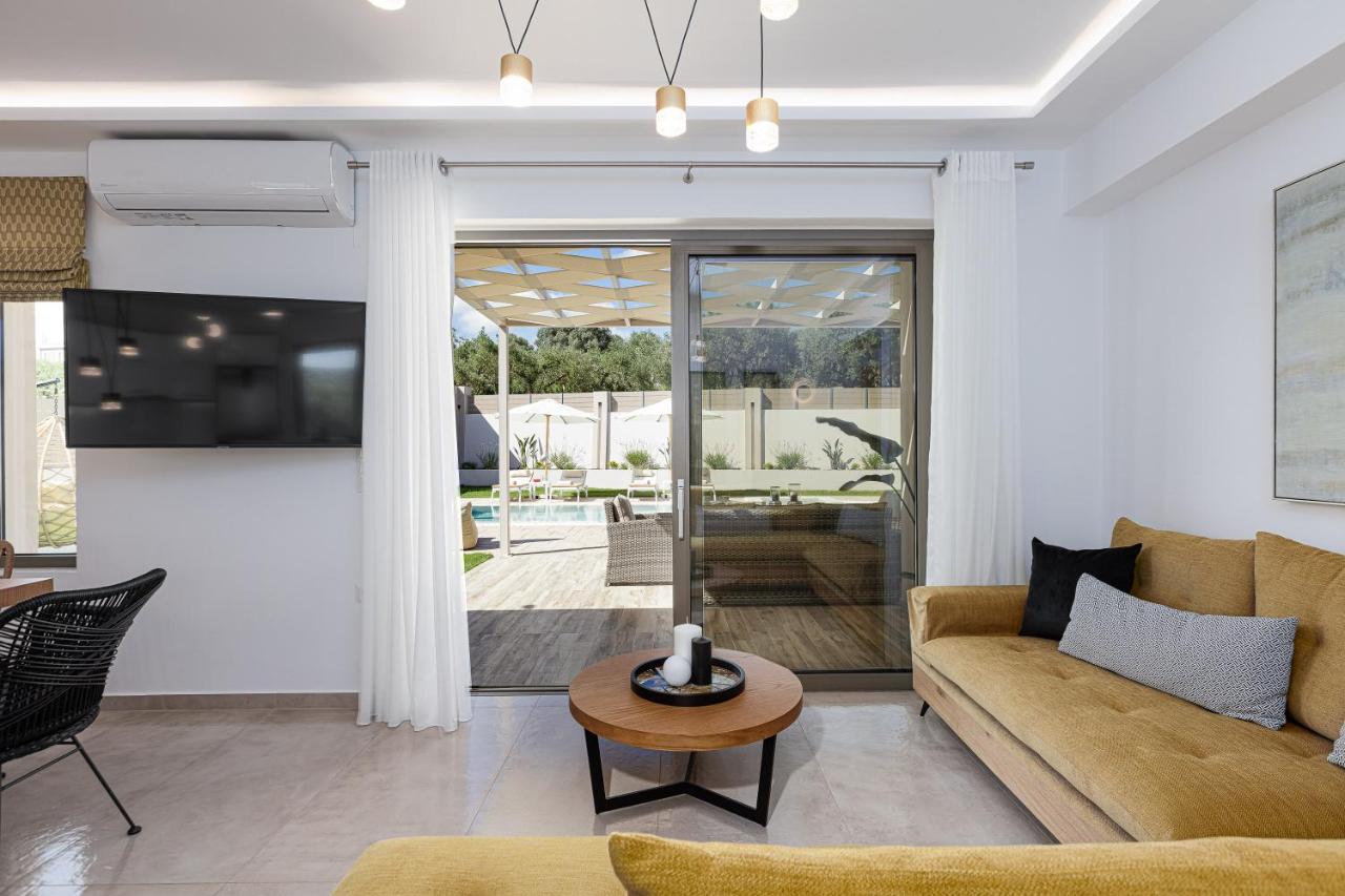 Koin Villa Sunset, With Heated Pool & Whirlpool, By Thinkvilla Perama  Luaran gambar